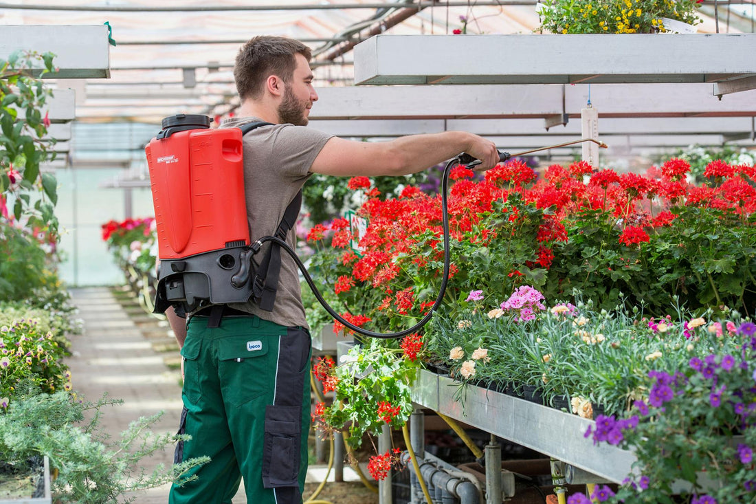 How to Pick the Best Pest Control Sprayer