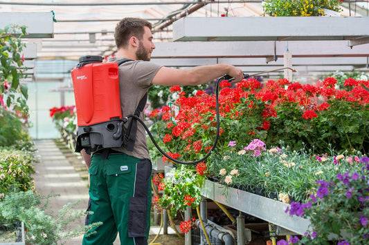 How to Pick the Best Pest Control Sprayer